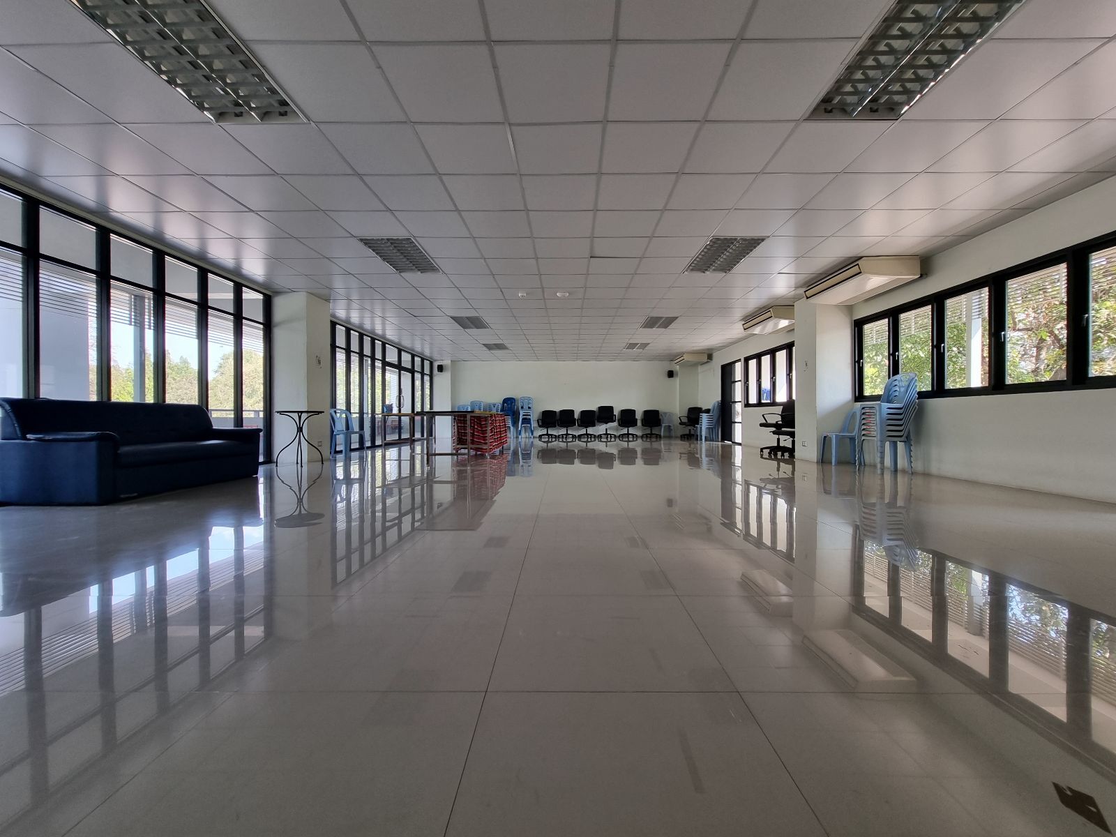 ห้องประชุม 3 อาคารองค์กรกิจกรรมนักศึกษา 